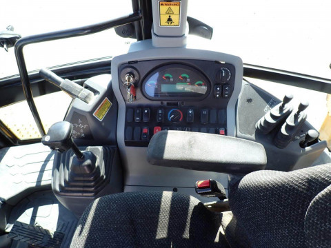 2018 Caterpillar 420F2 Backhoe