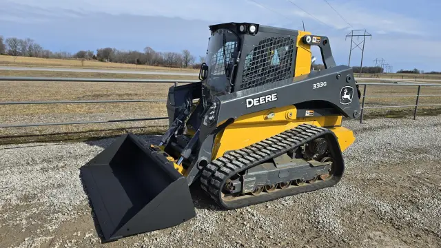 2022 John Deere 333G