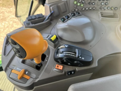 2021 John Deere 6175M Tractor