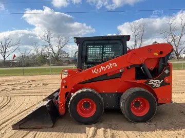 2022 KUBOTA SSV75 Skid Steer Loader