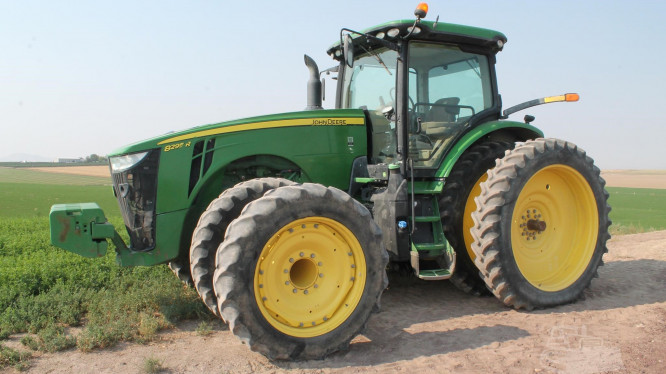 2019 John Deere 8295R