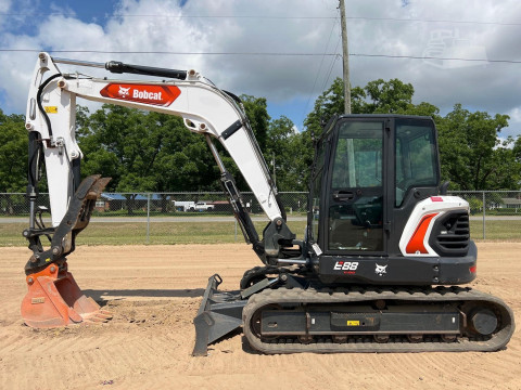 2021 Bobcat E88R2 Compact Excavator
