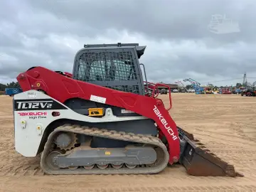 2022 TAKEUCHI TL12V2 Compact Track Loader