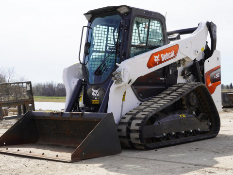 2024 Bobcat T86 Compact Track Loader HIGH FLOW