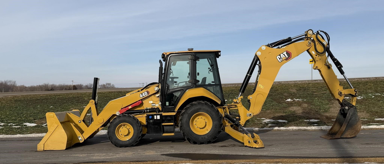 2021 Caterpillar 440 Backhoe Loader