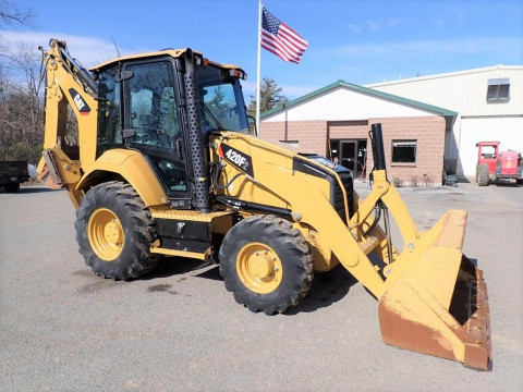 2018 Caterpillar 420F2 Backhoe