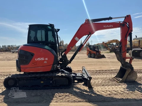 2021 Kubota U55-5 Compact Excavator 6 way angle blade