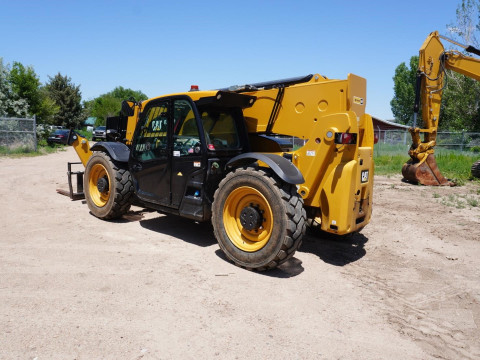 2019 CATERPILLAR TL1055D