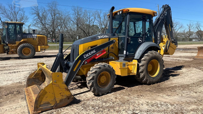 2022 DEERE 310SL