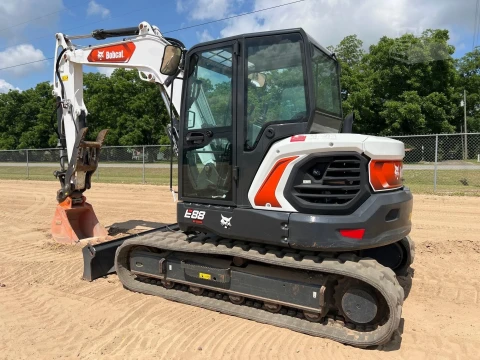 2021 Bobcat E88R2 Compact Excavator