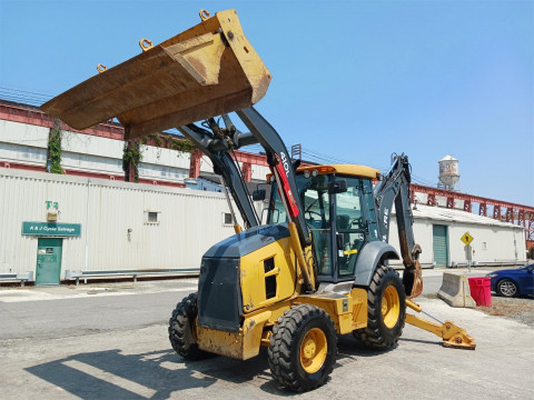 2017 DEERE Backhoe Loader 410L