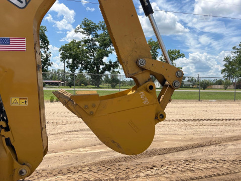 2023 Caterpillar 420 XE Backhoe Loader