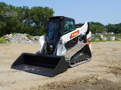 2024 Bobcat T86 Compact Track Loader HIGH FLOW