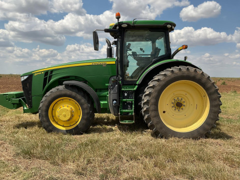 2019 John Deere 8245R Tractor