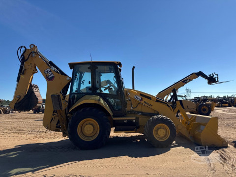 2023 Caterpillar 420 Backhoe Loader