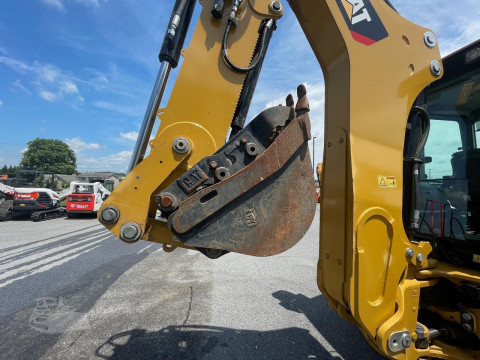 2019 Caterpillar 440 Backhoe Loader