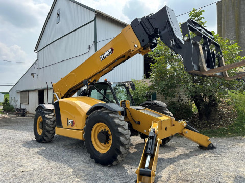 2023 Caterpillar TL1055 Telehandler