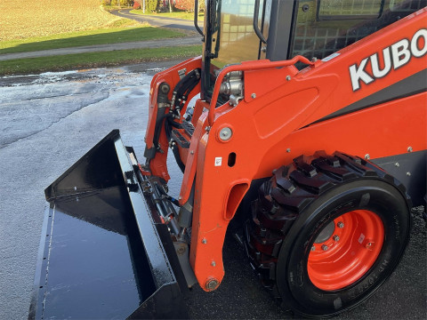 2019 Kubota SSV 75 Skid Steer Loader