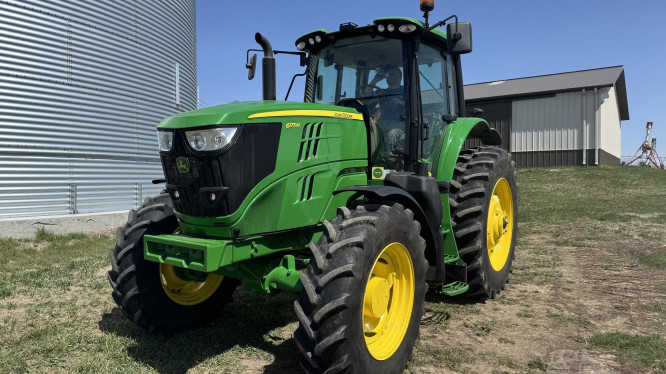 2021 John Deere 6175M