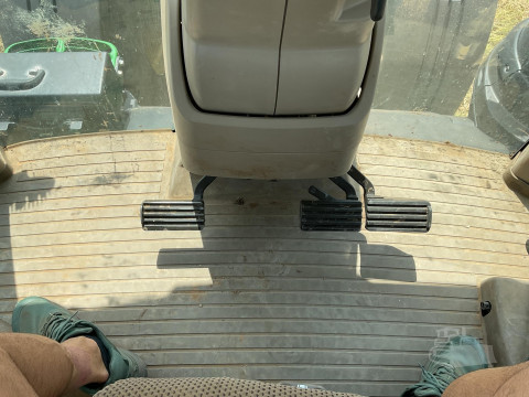 2019 John Deere 8245R Tractor