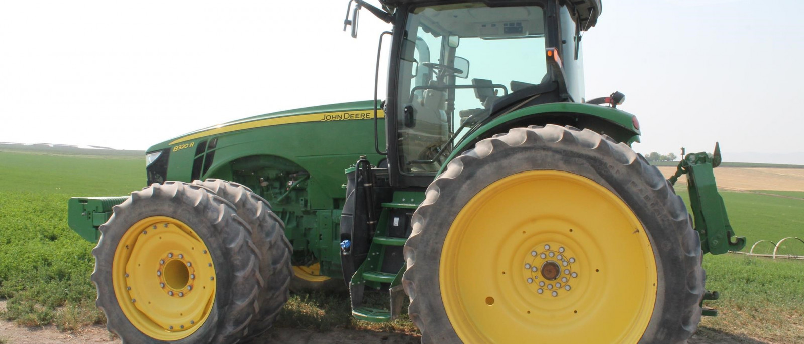 2019 John Deere 8320R Tractor