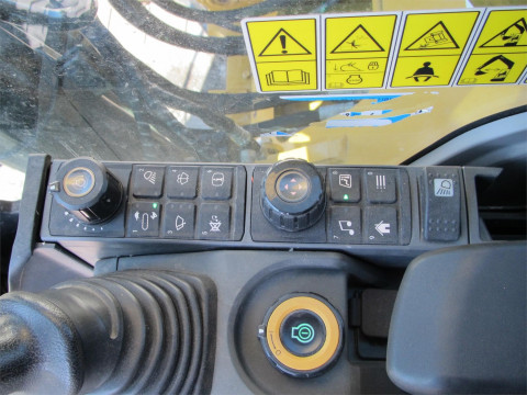 2018 CATERPILLAR 320