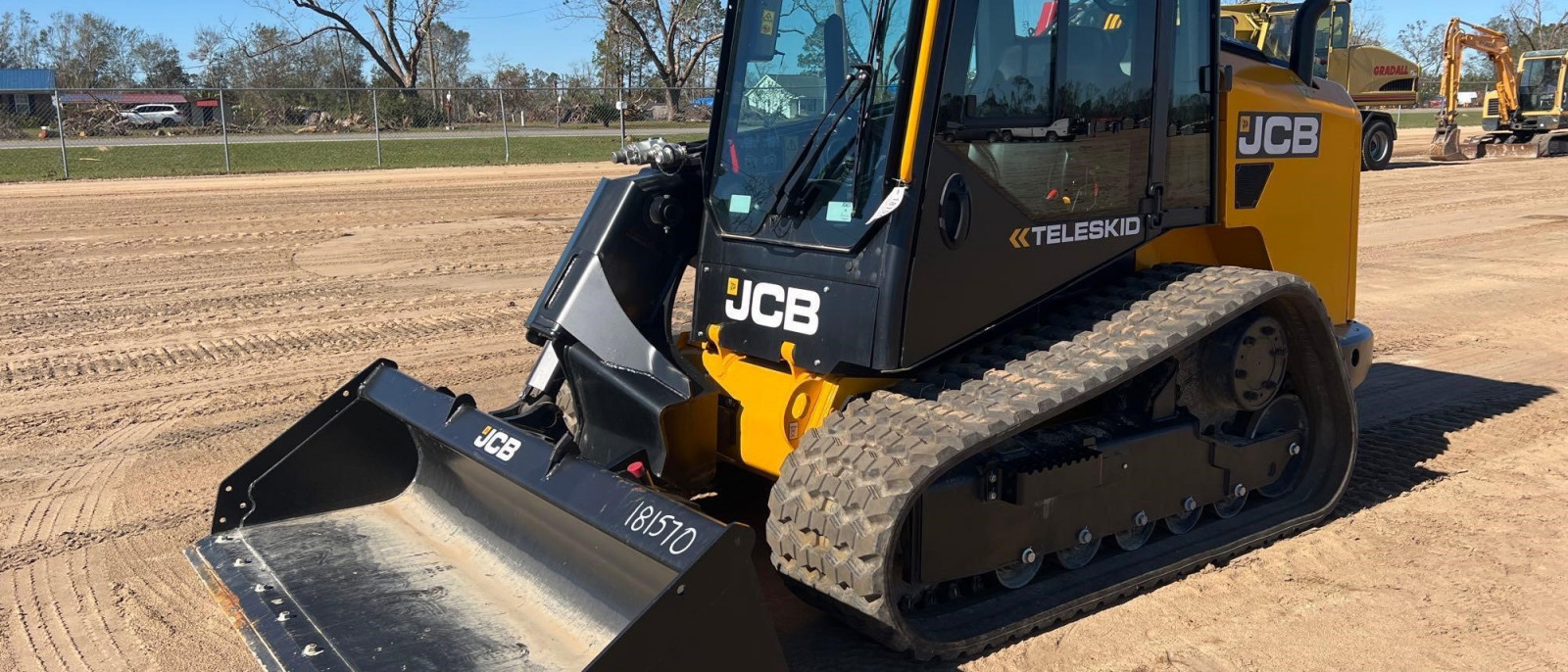 2023 JCB 3TS-8T Compact Track Loader