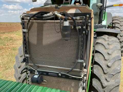 2019 John Deere 8245R Tractor
