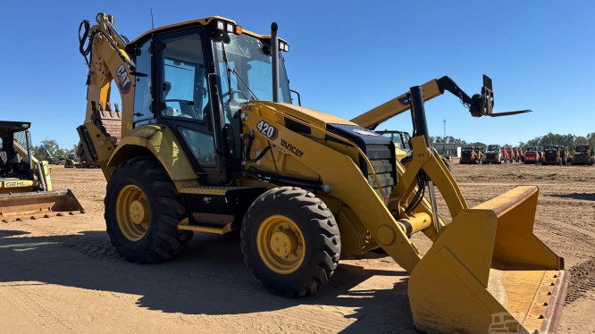 2023 CATERPILLAR 420