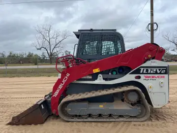 2022 TAKEUCHI TL12V2 Compact Track Loader