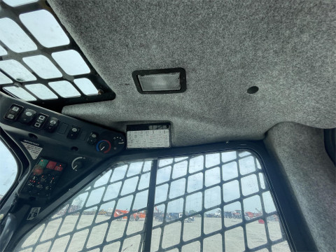 DEERE 331G Skid Steer – Track.