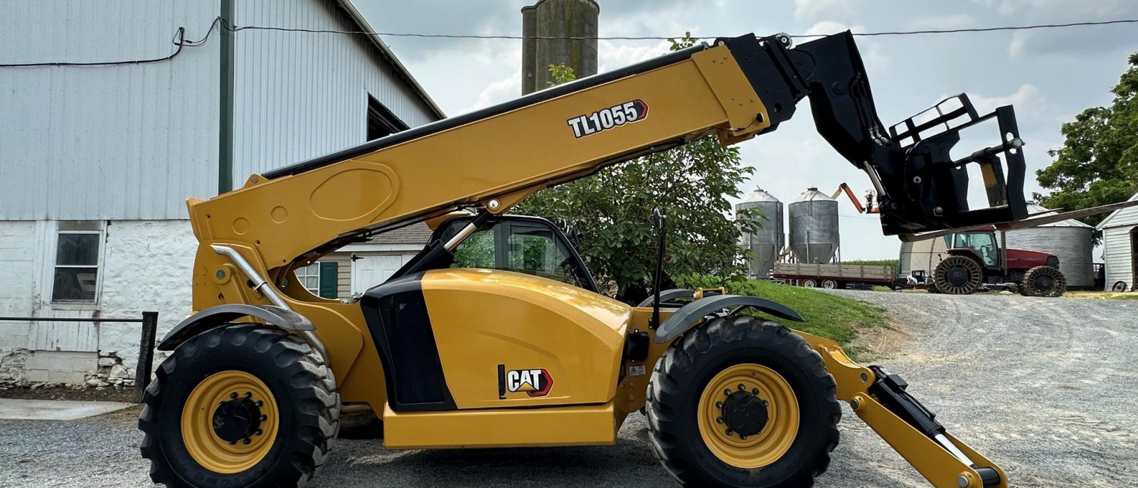 2023 Caterpillar TL1055 Telehandler
