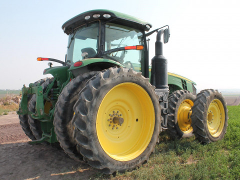 2019 John Deere 8295R Tractor
