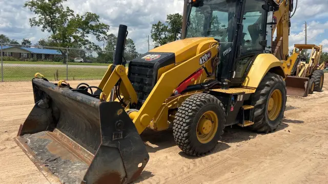 2021 CATERPILLAR 420 XE