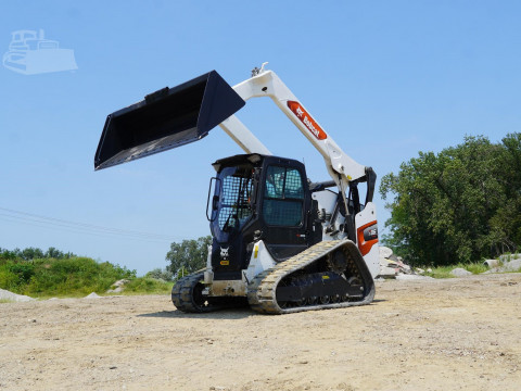 2024 Bobcat T86 Compact Track Loader HIGH FLOW