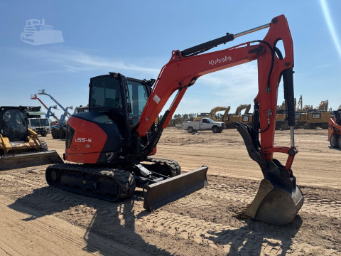 2021 Kubota U55-5 Compact Excavator 6 way angle blade