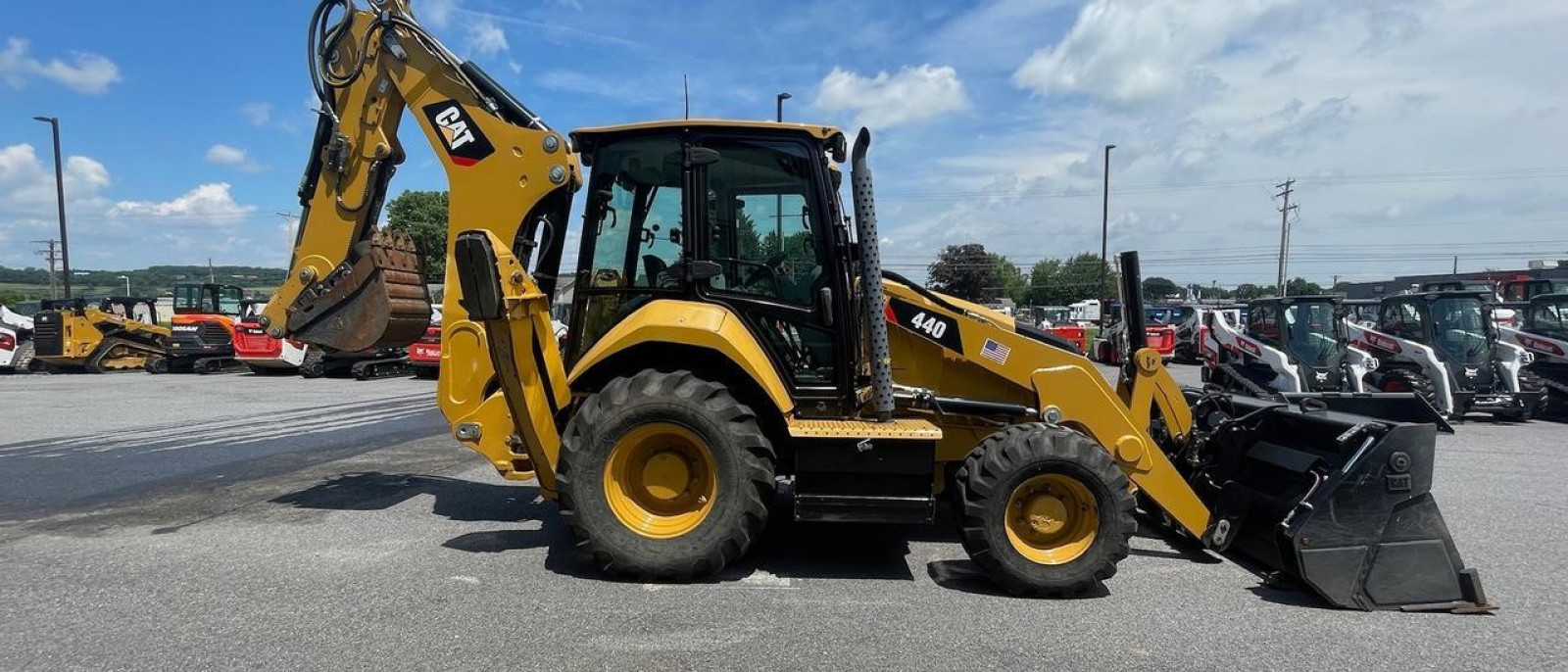 2019 Caterpillar 440 Backhoe Loader