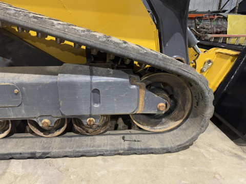 2023 DEERE 325G Track Skid Steer