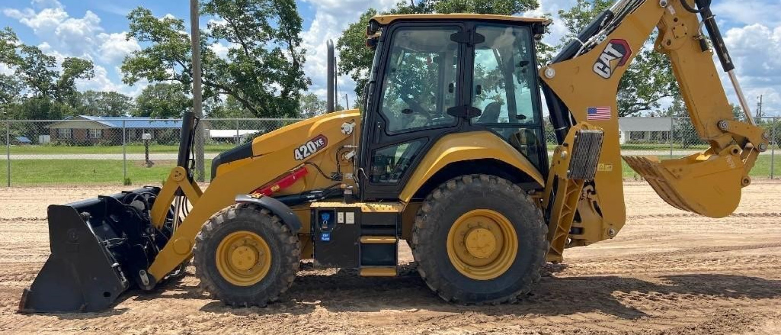 2023 Caterpillar 420 XE Backhoe Loader