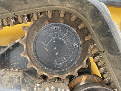 DEERE 331G Skid Steer – Track.