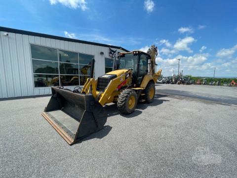 2019 Caterpillar 440 Backhoe Loader