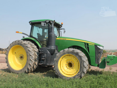 2019 John Deere 8320R Tractor