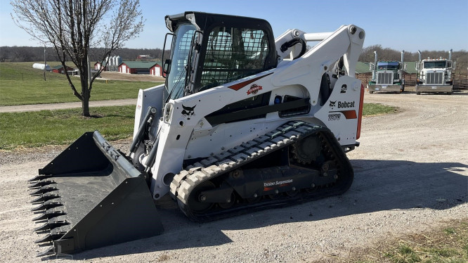 2022 BOBCAT T870