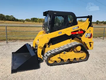 2021 CATERPILLAR 259D3 Compact Track Loader